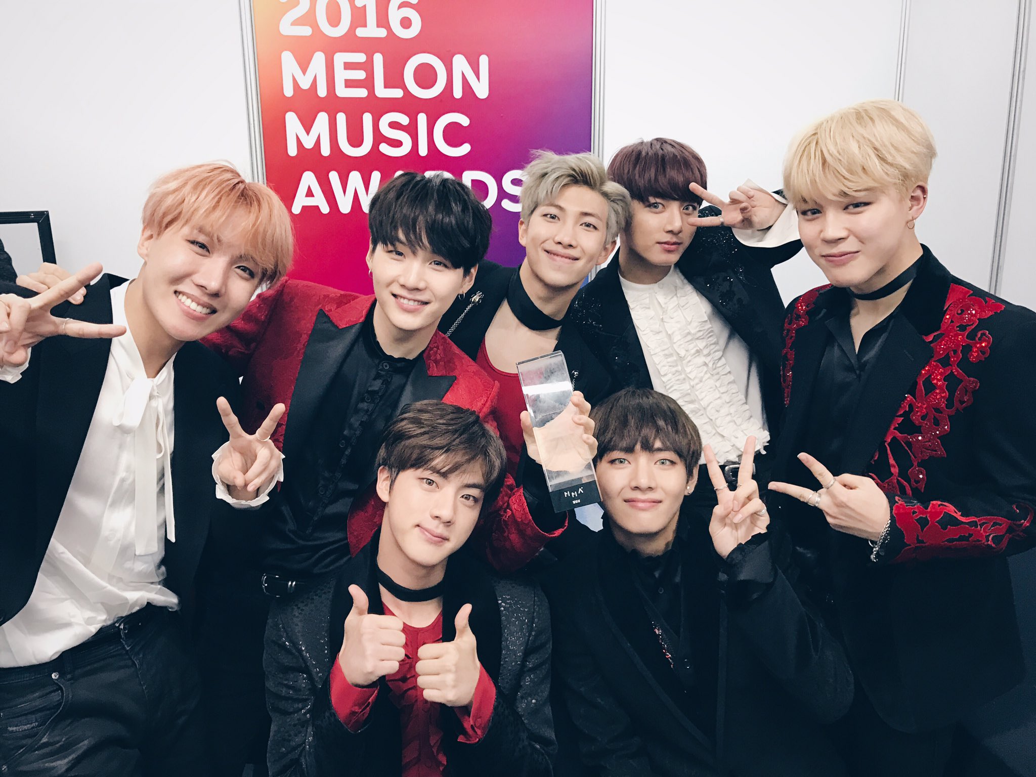 2016 Melon Music Awards 8 years with bts