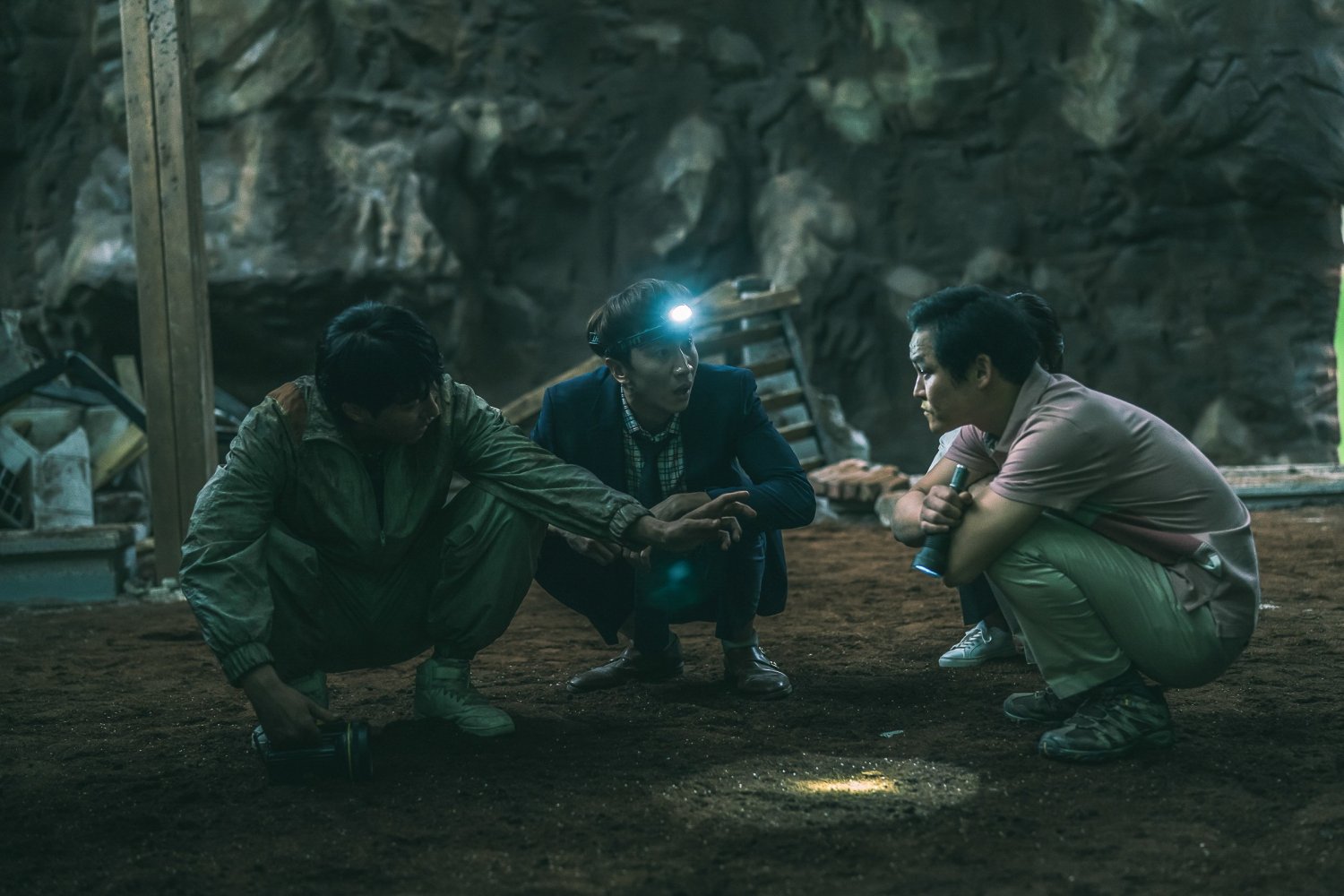 3 Reasons “Sinkhole” is One of the Greatest Korean Films of 2021 ...